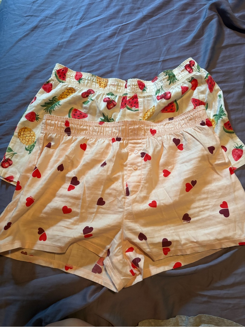 PINK Victoria's Secret Cream Heart & Fruit Print Lounge Shorts Set